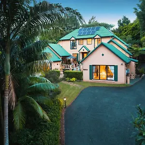 Della Rosa Bed & Breakfast