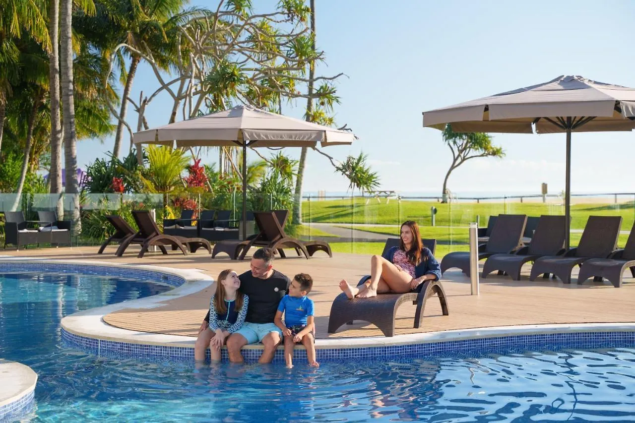 Tangalooma Island Resort 4*,  Australia